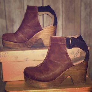 Free people amber orchard clogs